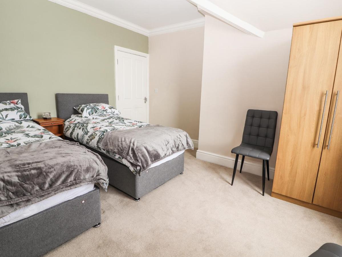 Apartamento Ty Uchaf Rhyl Exterior foto